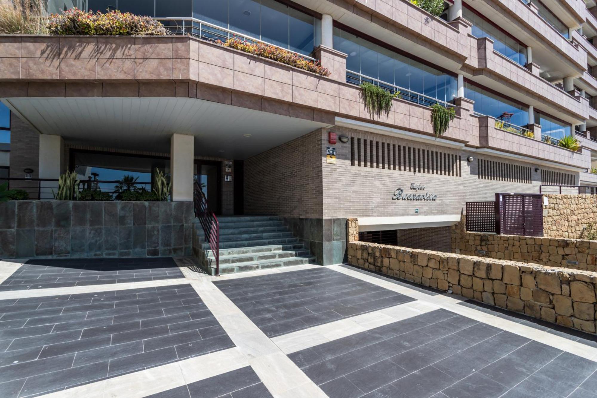Buenavista Lifestyle By Sur Suites 丰希罗拉 外观 照片