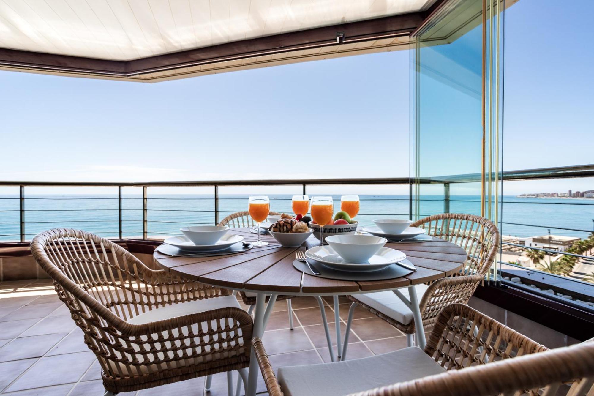 Buenavista Lifestyle By Sur Suites 丰希罗拉 外观 照片